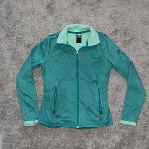 North Face lightweight jacket 💚